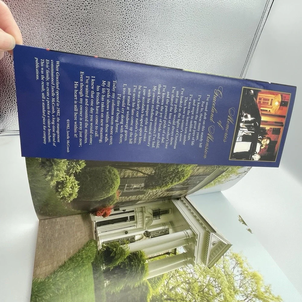 Elvis Presley Graceland‎ Official Guidebook Softcover Book EUC